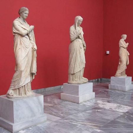 Jupiter Boutique Apartment Next To Athens Museum Bagian luar foto